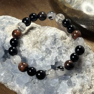 Bracelet de lithothérapie en pierres naturelles fait à la main à l'Atelier Lune et Essence